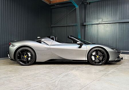 Ferrari SF90 + Grigio Ferro + 2.257 km + Lift + Daytona