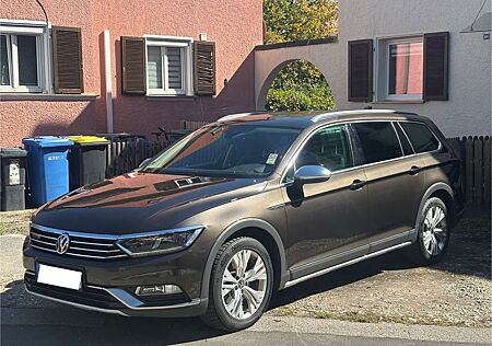 VW Passat Alltrack Volkswagen 2.0 TDI SCR 140kW DSG 4MOT A...