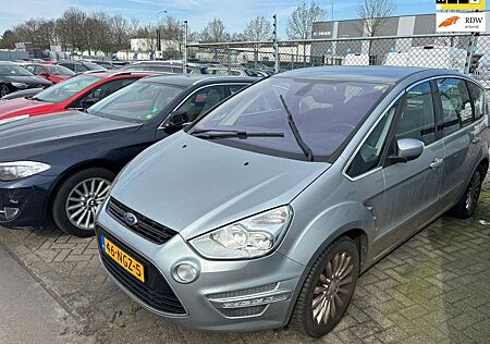 Ford S-Max 2.0 Titanium 7p. EXPORT car defect