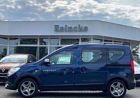 Dacia Dokker SCe100 Stepway NavKamTempAHK8fachbereift