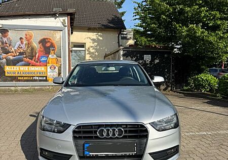 Audi A4 1.8 TFSI 88kW Attraction Attraction