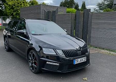 Skoda Octavia 2.0 TDI SCR DSG 4x4 RS Combi RS