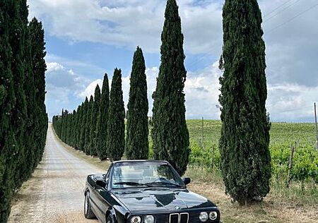 BMW 318i E30 - Orginal mit frischem Verdeck