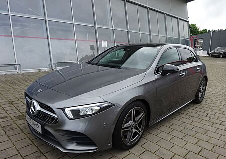 Mercedes-Benz A 180 AMG LINE *Panorama-Schiebedach, NAVI, ...