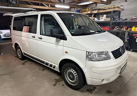 VW T5 Multivan Volkswagen T5 Caravelle Transporter 1.9 293.000km