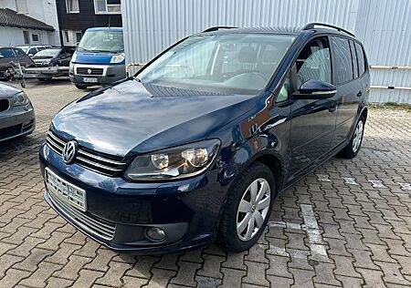 VW Touran Volkswagen Comfortline BMT--NAVI-- KAMERA-Euro 5 --