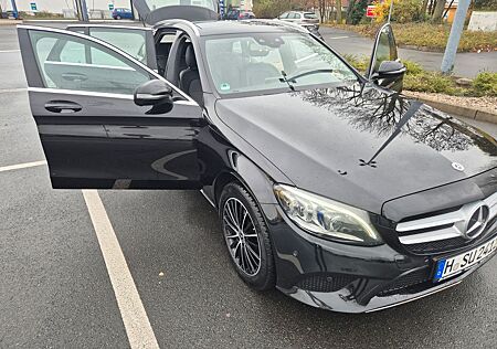 Mercedes-Benz C 200 4MATIC T Autom. -