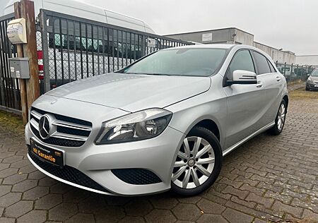 Mercedes-Benz A 180 A -Klasse BlueEffic. Kamara/Navi/Garantie