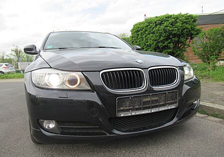 BMW 318i Touring *NAV*XENON*PDC*TÜV