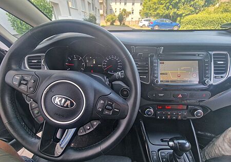 Kia Carens 1.7 CRDi 141PS Dream Team Edition DCT...