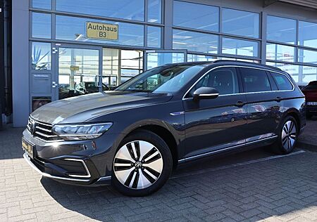 VW Passat Variant Volkswagen GTE PANO-CAM-SHZ-ACC-MASSAGE-AHK