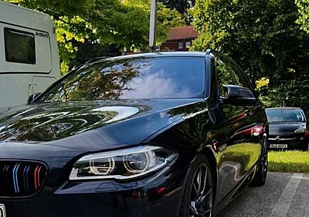 BMW 535d xDrive Touring A -
