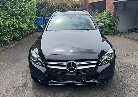 Mercedes-Benz C 250 d T AVANTG - Auto - AHK - Pano - Dis - HUD