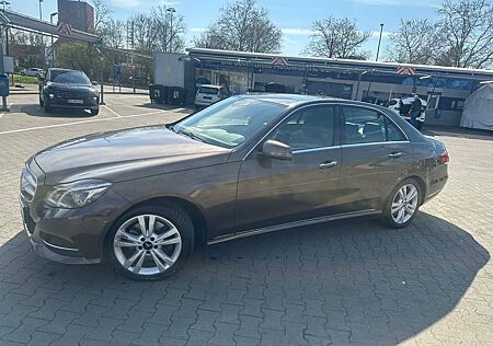 Mercedes-Benz E 350 BlueTEC 4MATIC -