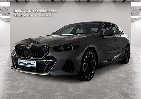 BMW 520i Limousine M Sport inkl. Winterräder
