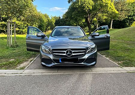 Mercedes-Benz C 180 T AVANTGARDE AVANTGARDE