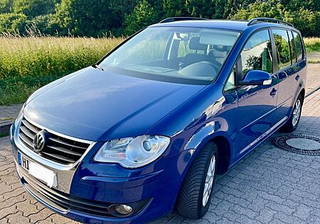 VW Touran Volkswagen 1.6 AHK - LPG - Klima Allwetterreifen