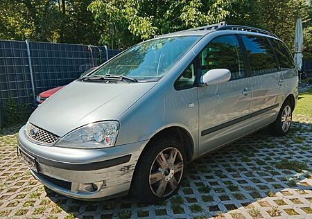Ford Galaxy 1.9TDI 85 kW Ghia 7-sitzig Autom.