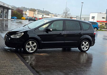 Ford S-Max 2,0 TDCi 103kW DPF Trend Trend
