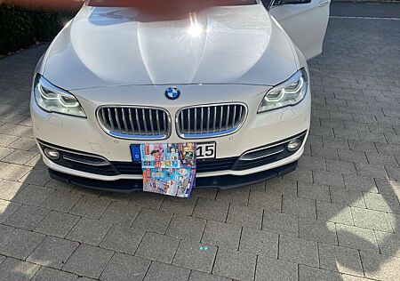 BMW 535d xDrive Touring A Luxury Line Luxury Line