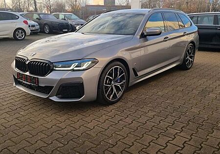 BMW 540d xDrive Touring M Sportpaket Head-Up HiFi