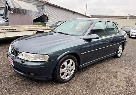 Opel Vectra 1.6 16V Selection Comfort