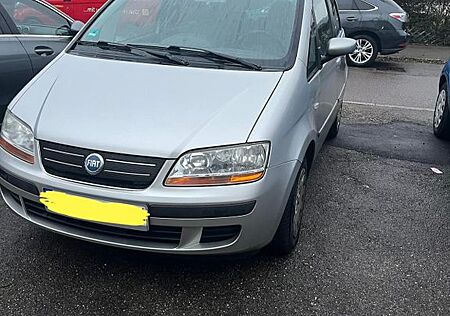 Fiat Idea 1.4 16V Emotion Emotion