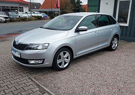 Skoda Rapid Spaceback Joy *AHK*SHZ*PDC*KLIMAAUTOMATIK*