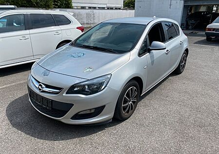 Opel Astra J Lim. 5-trg. Edition