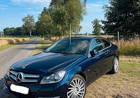 Mercedes-Benz CE 220 C 220 CDI BlueEFFICIENCY Coupé - HU Neu