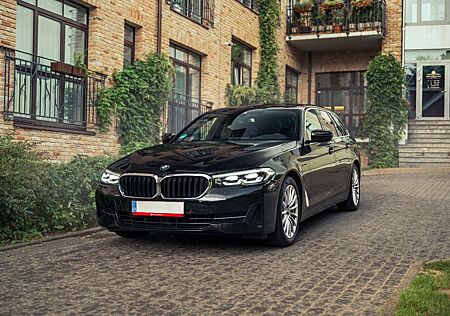 BMW 530e LCI Hybrid Plug-In Touring NETTO 15200 EUR