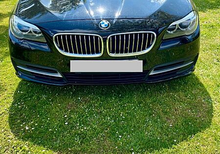 BMW 520d xDrive A -schwarz