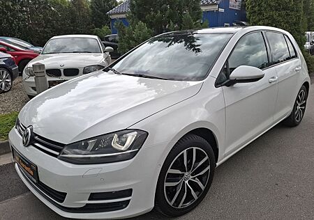 VW Golf Volkswagen VII Comfortline BMT *ORYXWEISS MTALLIC*