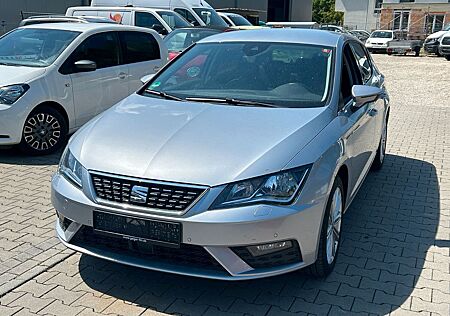 Seat Leon 1,6 TDI Xcellence TEILLED./KLIMATRONIC/NAVI
