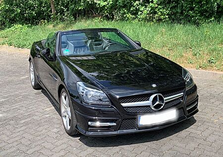 Mercedes-Benz SLK 200 - AMG Line, Xenon, Navi