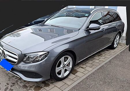 Mercedes-Benz E 400 4MATIC T Autom.