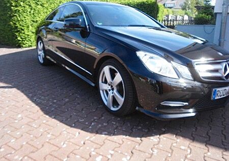 Mercedes-Benz E 250 Coupé BlueEFFICIENCY AVANTGARDE ...