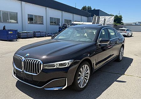 BMW 750 i xDrive SHD AHK Kamera Sitzlüftung