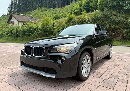 BMW X1 Baureihe 20 d xDrive AUTOMATIK* AHK* TEMP