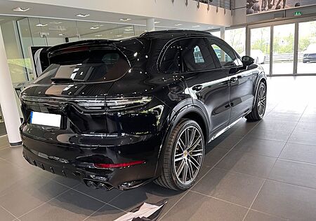 Porsche Cayenne Turbo S E-Hybrid - NUR 4TKM - NEU - VOLL