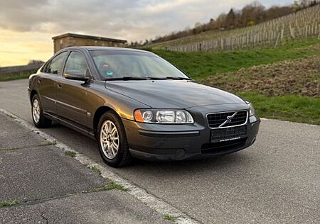 Volvo S60 Facelift 2.4 Automatik sehr gepflegt