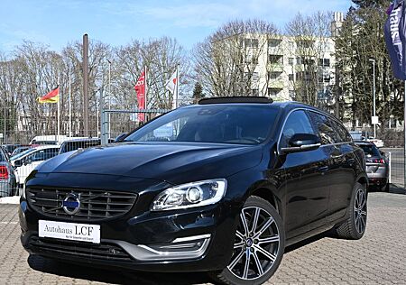 Volvo V60 Kombi D4 Summum Leder Schiebedach Navi VOLL