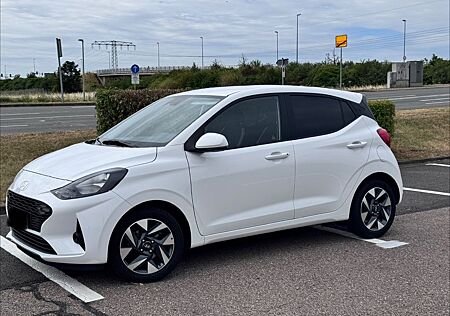 Hyundai i10 Trend, Winterpaket, Garantie bis 12/2028