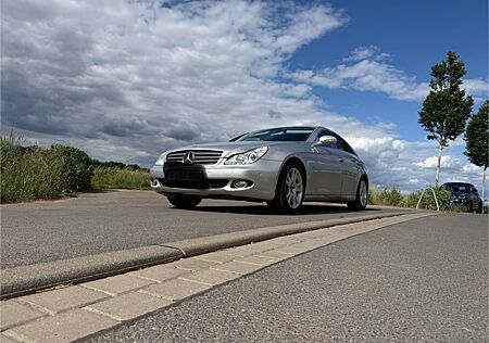 Mercedes-Benz CLS 500 -