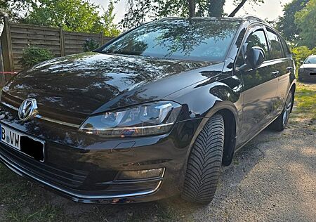 VW Golf Volkswagen 2.0 TDI DSG, Highl.,Standh.,Pano,AHK,...