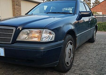 Mercedes-Benz C 180 ELEGANCE Elegance fast old timer