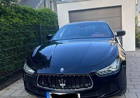 Maserati Ghibli 3.0 V6 Diesel Automatik -