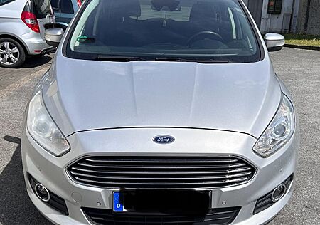 Ford S-Max 2,0 TDCi 110kW Trend PowerShift Trend