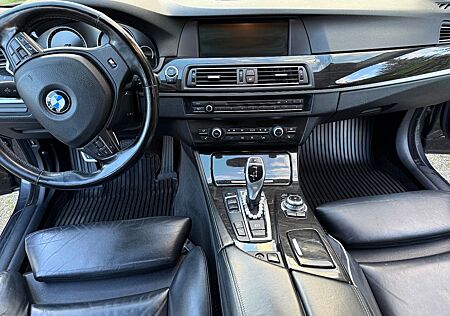 BMW 530d xDrive Touring, Comfortsitze, Head up