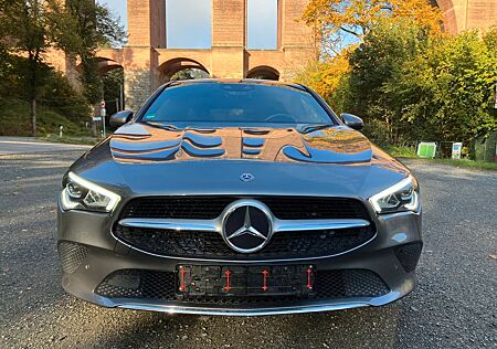 Mercedes-Benz CLA 180 Shooting Brake